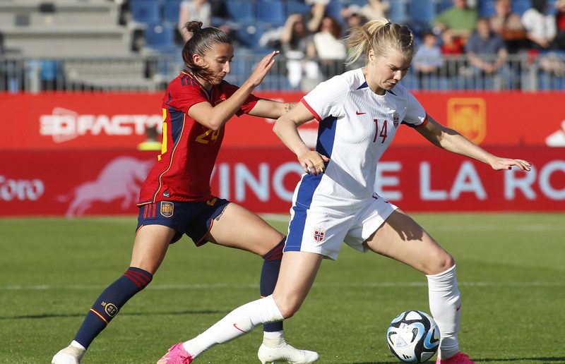 L'OL Lyonnes brille : Hegerberg et Brand en vedette lors des qualifications