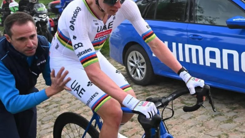 Pogacar enfrenta el desafío de Roubaix con bicicleta neutra y relata su experiencia