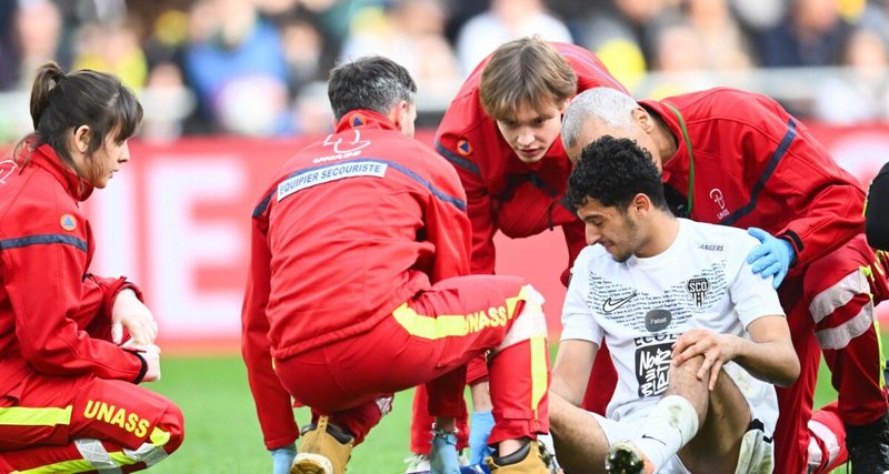 Le SCO d'Angers perd Yassin Belkhdim pour le reste de la saison