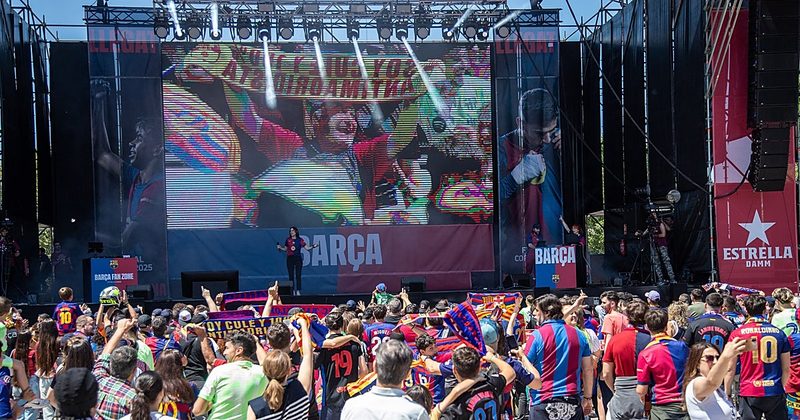 Sevilla se prepara para la final de la Copa del Rey con pantallas gigantes