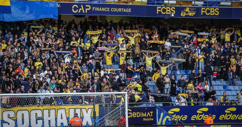 Le FCSM vise la première place face au DFCO : un choc décisif pour la montée en Ligue 2