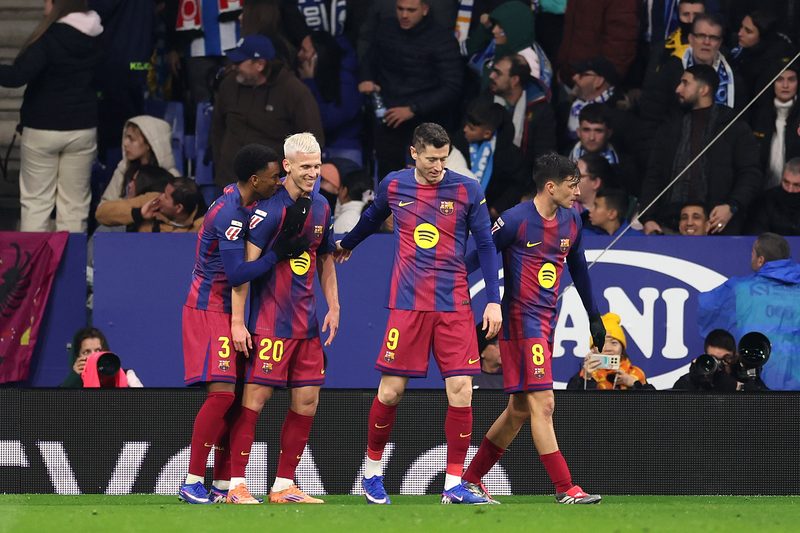 Lewandowski Sets the Record Straight on Barcelona Future Amid Transfer Speculation