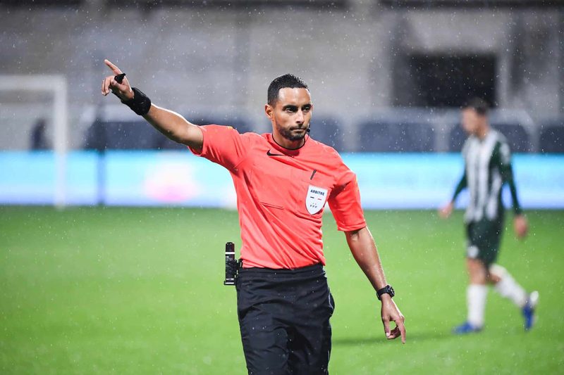 Le MHSC défie le GF38 sous l'œil d'Ahmed Taleb, l'arbitre de leur dernière défaite