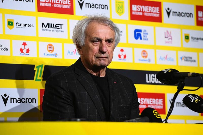 Le FC Nantes perd deux joueurs clés : fin de saison pour Centonze et Amian