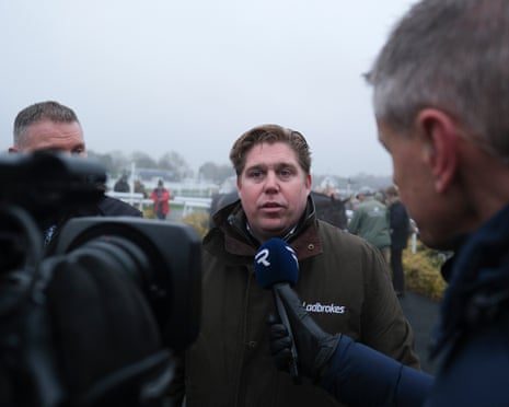 Dan Skelton Aims for Historic Wins at Scottish Grand National and Beyond