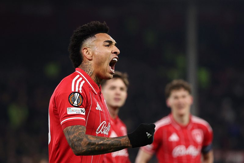 Igor Jesus destaca potencial do Nottingham Forest na Liga Europa e busca fim do jejum de títulos