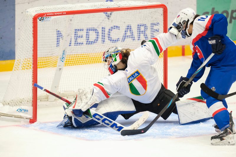Italia cerca la promozione contro l'Ungheria nel Mondiale di hockey ghiaccio femminile