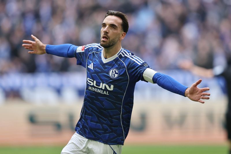 Kapitän Kenan Karaman vor Comeback: Schalke 04 setzt auf Disziplin gegen Münster