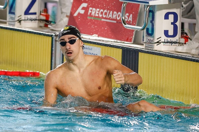 Thomas Ceccon sorpreso nei 200 dorso: Del Signore e Venini trionfano ai Campionati Italiani
