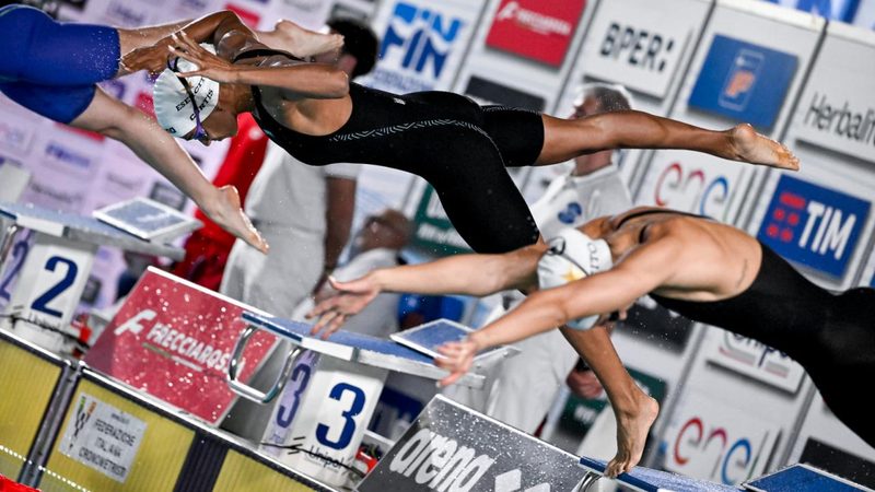 Razzetti e Toma brillano nelle batterie degli Assoluti Unipol di nuoto a Riccione