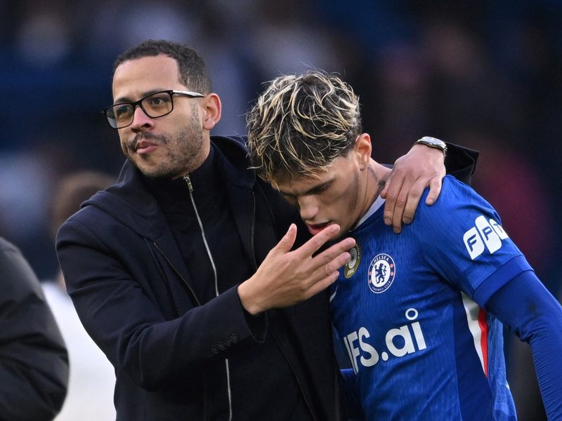 Incertidumbre en Chelsea: Alejandro Garnacho podría estar en el mercado de fichajes