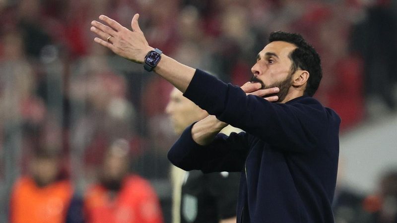 La incertidumbre sobre el futuro de Arbeloa se define en reunión con Florentino Pérez