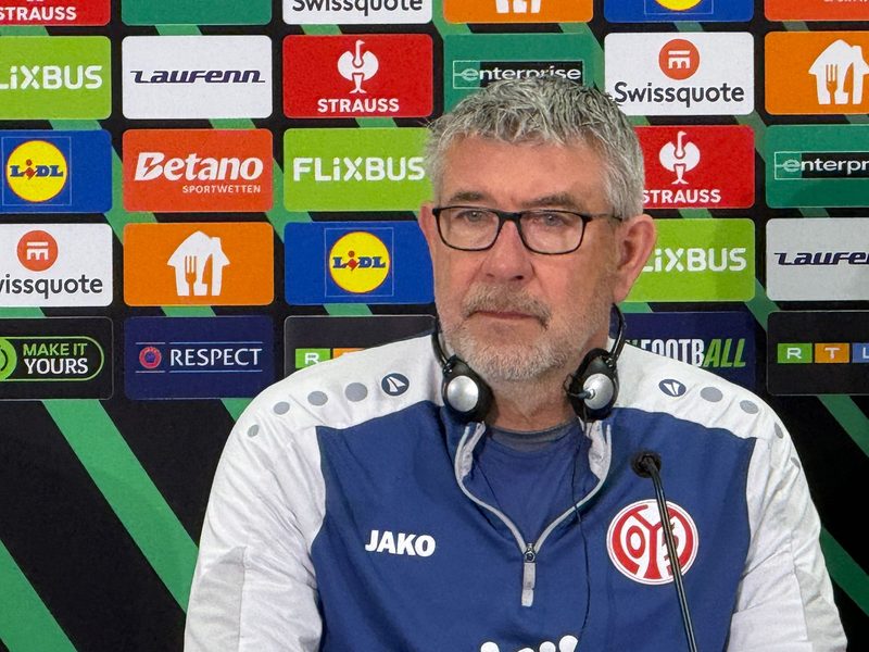 L'élimination amère de Mayence : Urs Fischer admet la supériorité de Strasbourg