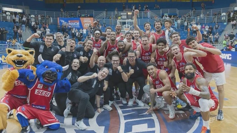 Sesi Franca enfrenta Nacional-URU na semifinal da BCLA nesta sexta-feira