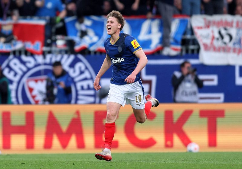 Holstein Kiel überrollt Kaiserslautern, Elversberg erkämpft sich Relegationsplatz zurück