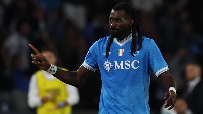 Beukema in difesa e Anguissa in panchina: il Napoli si prepara per la Lazio