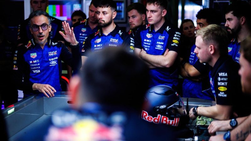 Red Bull se reestructura tras la salida de figuras clave del equipo