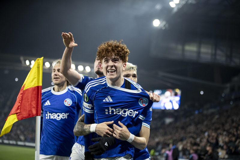 Valentin Barco quitte le stade en béquilles après la victoire contre Mayence