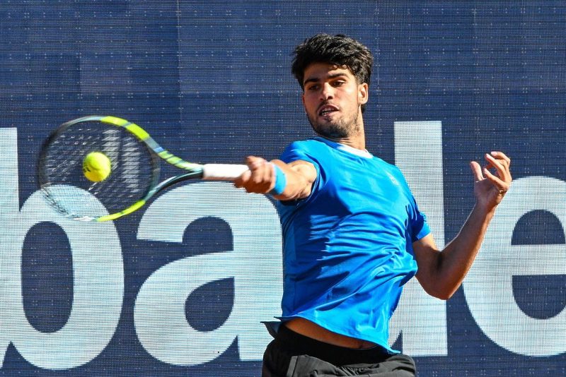 Carlos Alcaraz rinuncia al Masters 1000 di Madrid per un infortunio al polso
