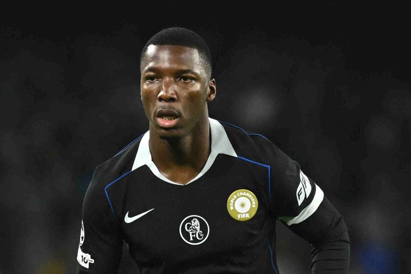 Moises Caicedo Aims for Chelsea Legend Status with New Long-Term Contract