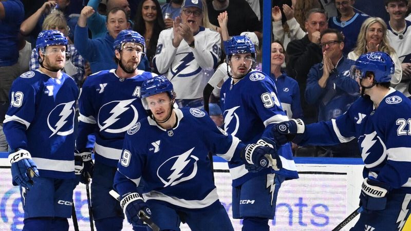 Lightning and Canadiens Clash in 2026 Stanley Cup Playoffs Showdown