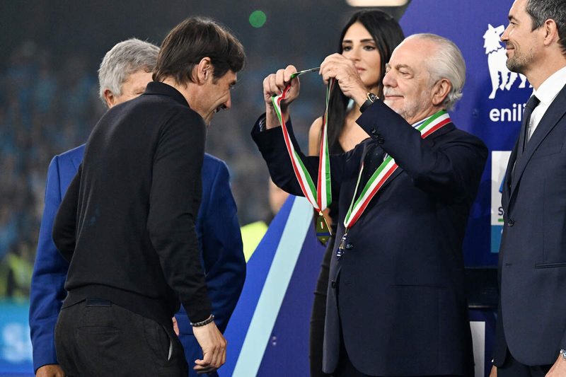 De Laurentiis incontra Conte al Maradona: si parla anche della Nazionale