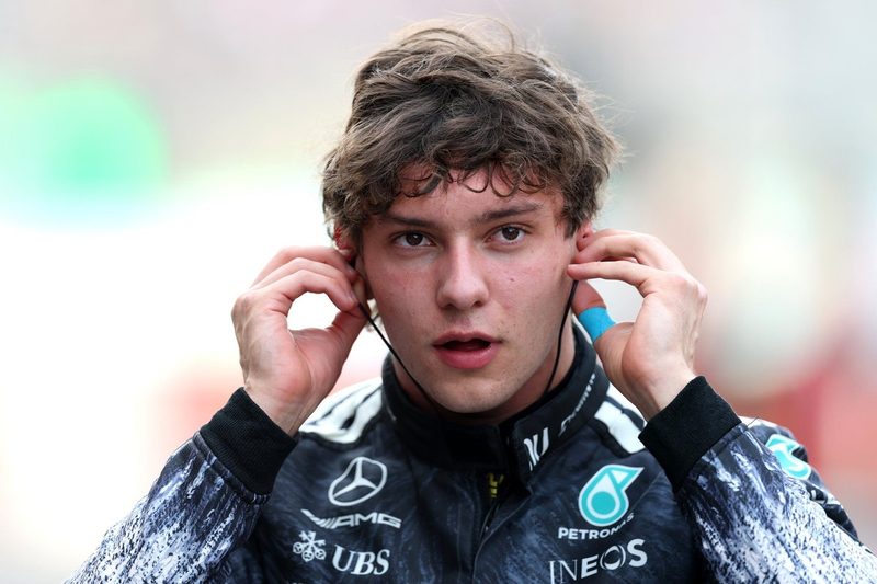 Kimi Antonelli reflete sobre pausa e mantém foco em evolução na Fórmula 1