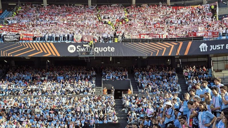 La afición del Friburgo elogia la experiencia en Balaídos tras la victoria sobre el Celta
