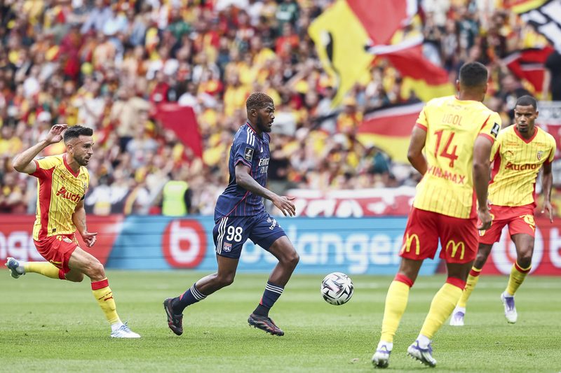 L'OL et le RC Lens décalent leur ultime affrontement au 17 mai