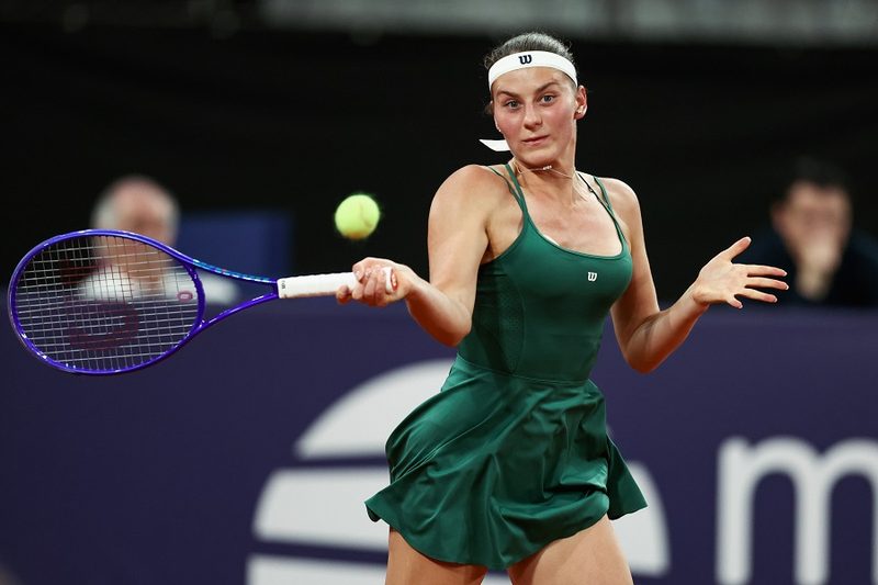 Kostyuk e Cirstea brilham e garantem vagas nas semifinais do WTA 250 de Rouen