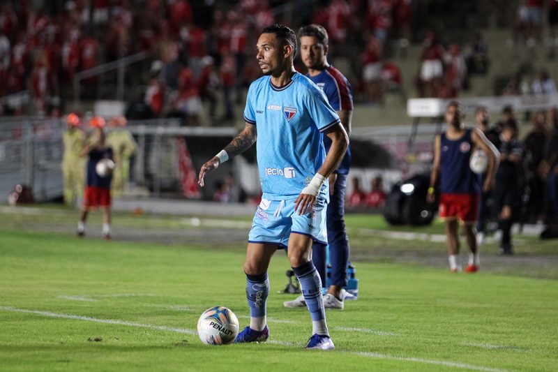 Fortaleza enfrenta Criciúma com desfalques importantes na defesa e meio-campo