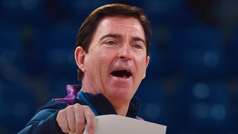 Xavi Pascual enfrenta un decisivo Play-in de Euroliga con el Barça