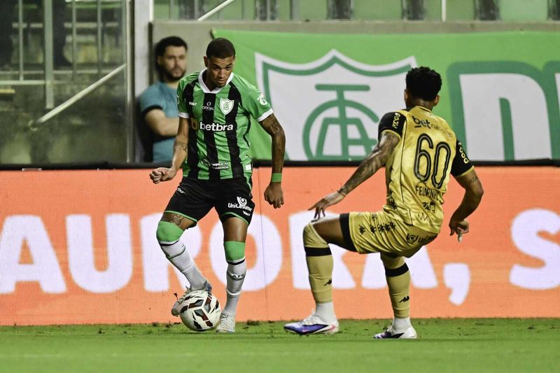 Empate sem gols marca duelo entre América-MG e Sport na Série B