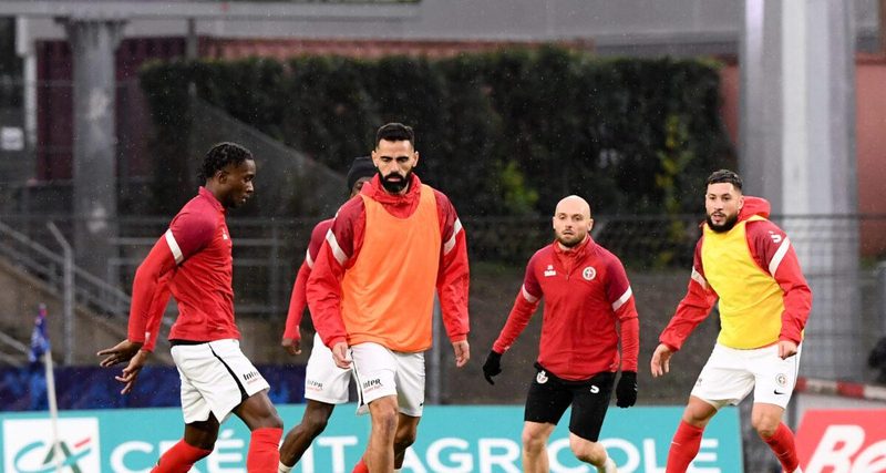 Le Nîmes Olympique s'impose avant le choc contre l'AS Cannes, Saint-Maur perd des points