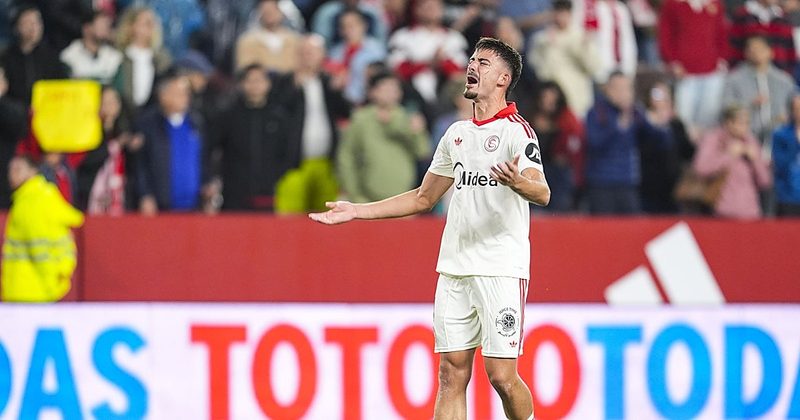 Clubes ingleses se interesan en Kike Salas para el próximo mercado de fichajes