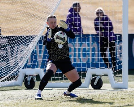 Lionesses Celebrate Milestone Match Against Iceland in World Cup Qualifier