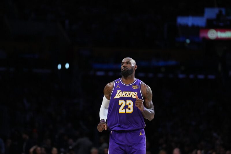 Playoff NBA: Knicks e Lakers iniziano con vittorie decisive nella notte del 19 aprile