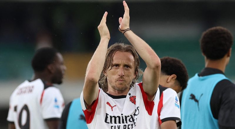 AC Milan retoma trajetória vitoriosa e se aproxima da Liga dos Campeões