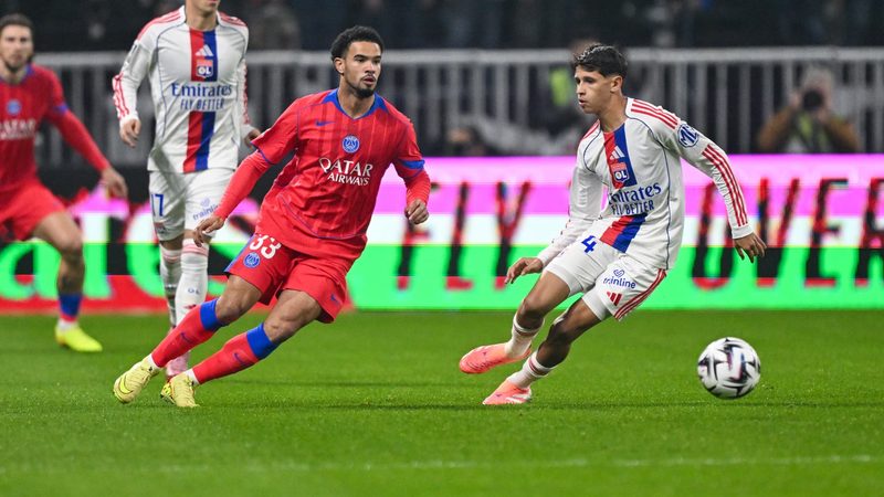 Le PSG défie l'OL : Un choc décisif pour la 30e journée de Ligue 1
