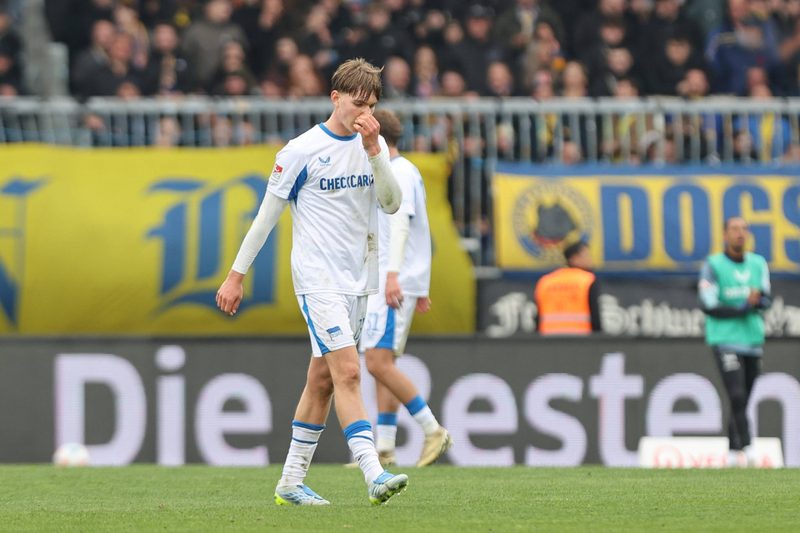 Kennet Eichhorns Rote Karte: Ein historischer Moment für Hertha BSC