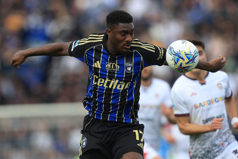 Sfida decisiva tra Pisa e Genoa: formazioni e assenze chiave