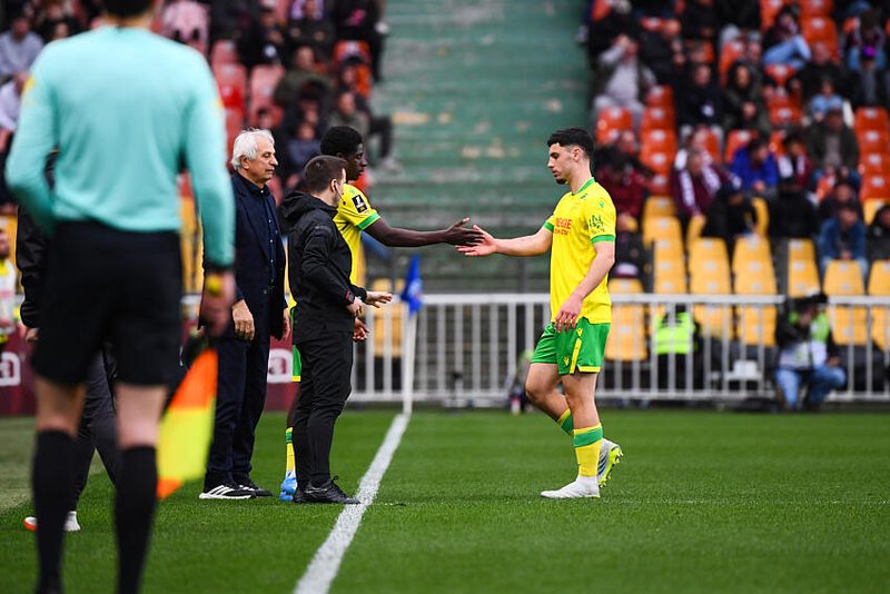 Le FC Nantes surprend : Abline sur le banc contre le Stade Brestois