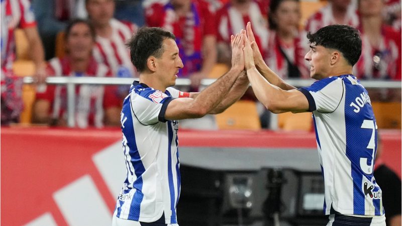 Jon Martín celebra su cumpleaños como campeón de Copa y figura clave de la Real Sociedad