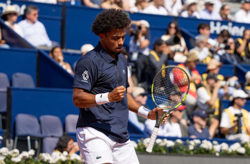 Arthur Fils encerra jejum de 41 anos e conquista ATP 500 de Barcelona para a França