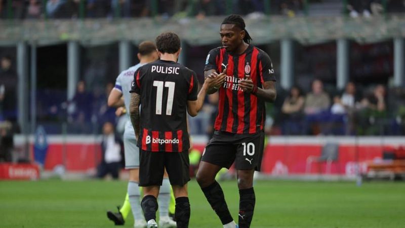 Milan in crisi: Leao e Pulisic insieme segnano solo 5 gol in campionato