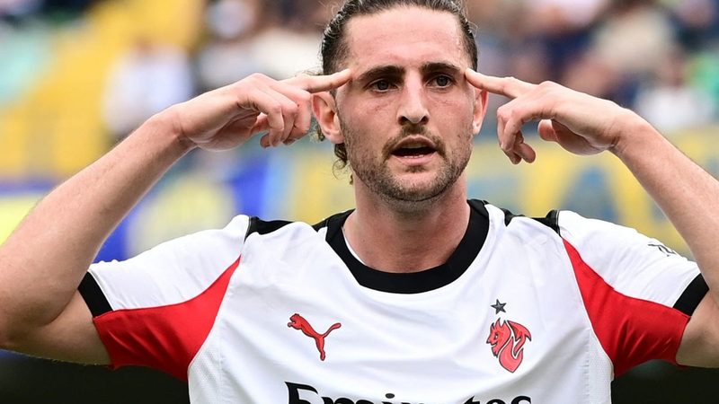 AC Milan sichert sich mit Sieg gegen Hellas Verona den zweiten Platz in der Serie A