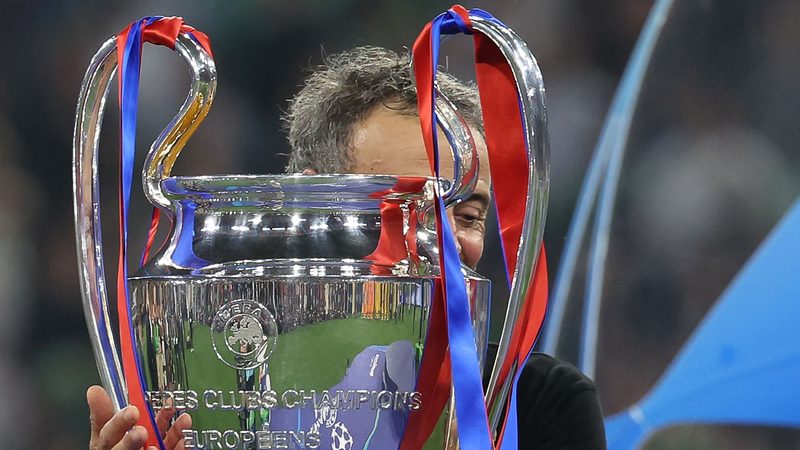 Le Paris Saint-Germain en mode sprint : "C'est le moment de gagner des trophées"