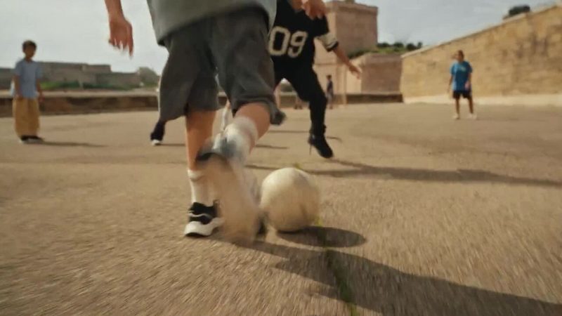 Diretor do Olympique de Marselha critica jogadores após derrota: 'A mim não enganam'