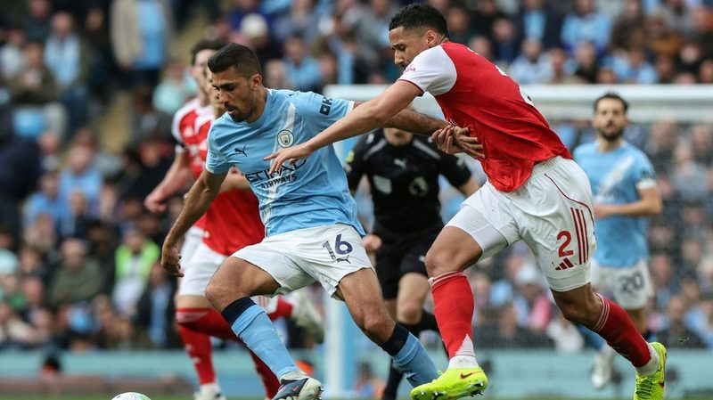 Arsenal verliert gegen City: Meisterschaftsrennen bleibt spannend