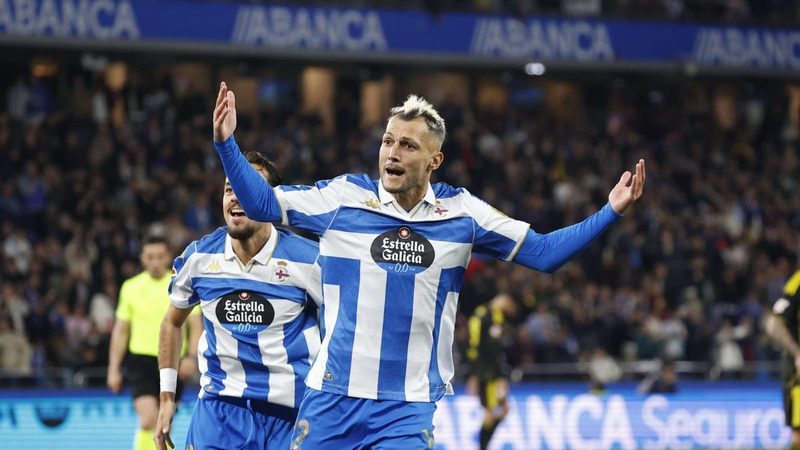 El Deportivo enfrenta su hora decisiva en Riazor contra el Mirandés